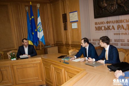 В Івано-Франківську збільшать кількість електронних адміністративних послуг