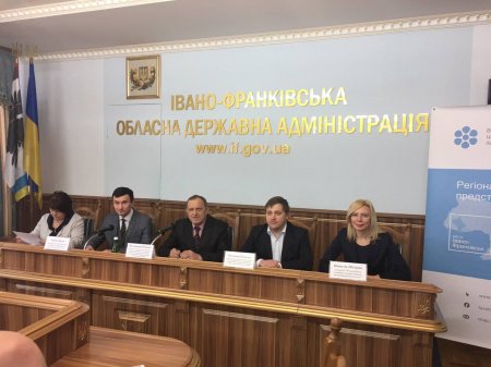 Роль ЦНАПів в умовах децентралізації та об’єднання громад