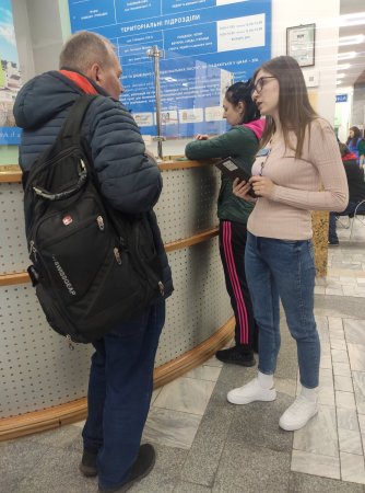 ЦНАП м.Івано-Франківська отримав планшети в рамках реалізації проєкту "Покращення доступу вразливих груп населення до якісних адміністратвиних послуг" що реалізується ПРООН